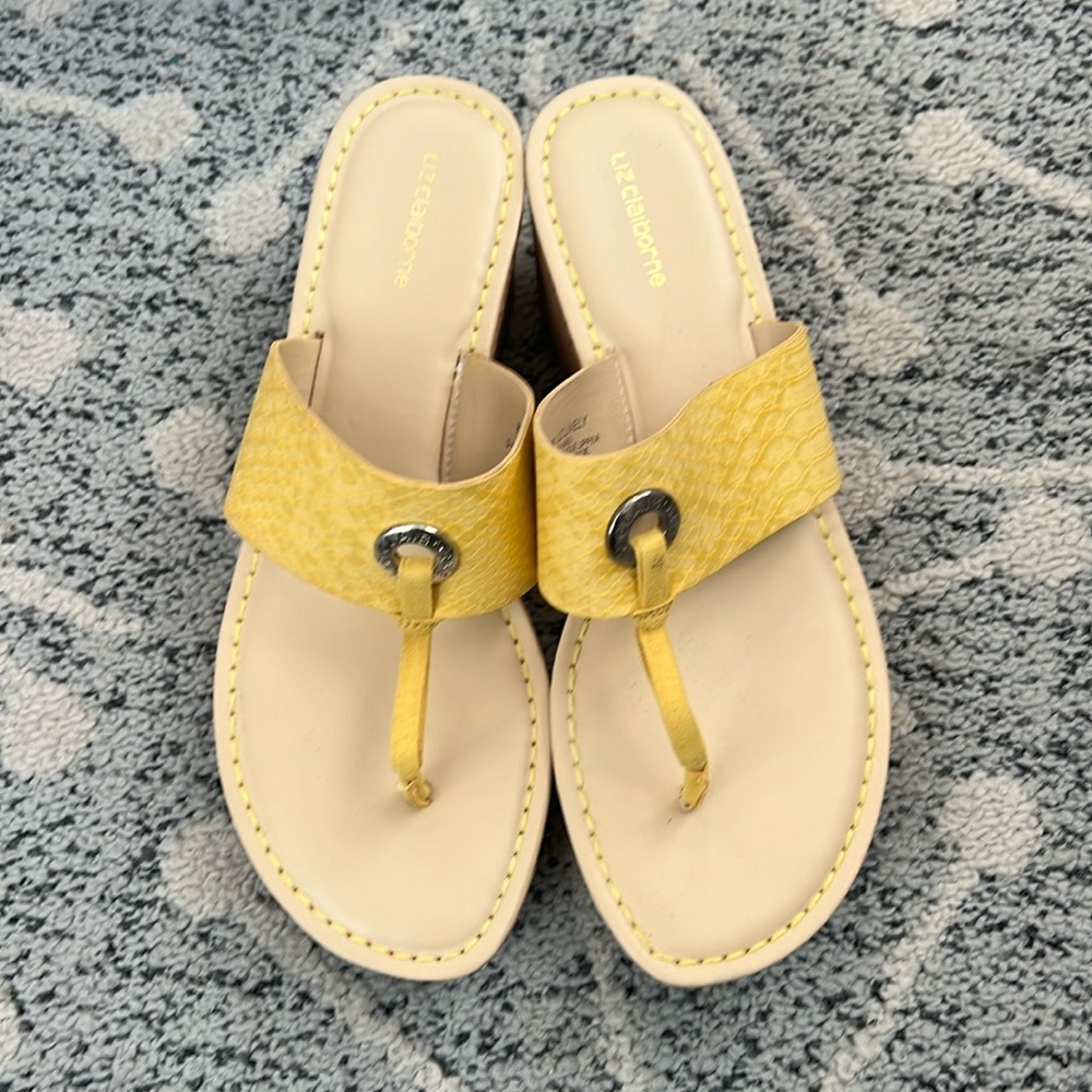 Liz Claiborne platform, yellow sandals size 8 gently worn